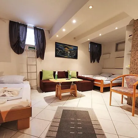 Penzion Storch Ii Kolín nad Rýnem