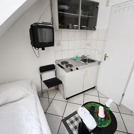 Penzion Storch Ii Kolín nad Rýnem