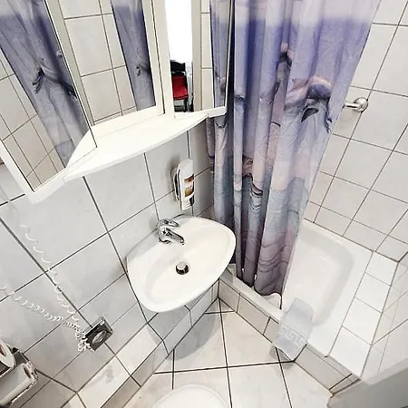 Storch Ii كولونيا