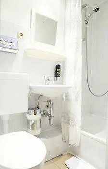 Guest house Storch Ii 3*