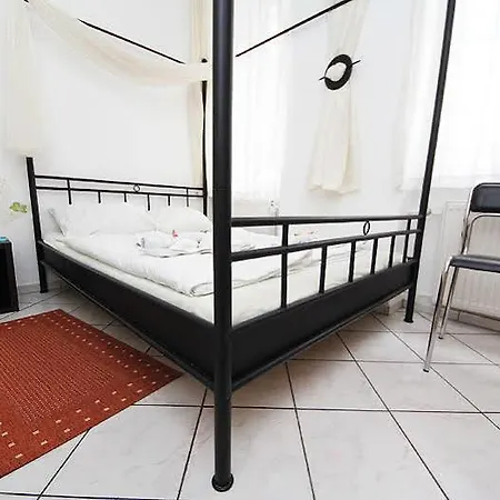 Storch Ii بيت ضيافة كولونيا