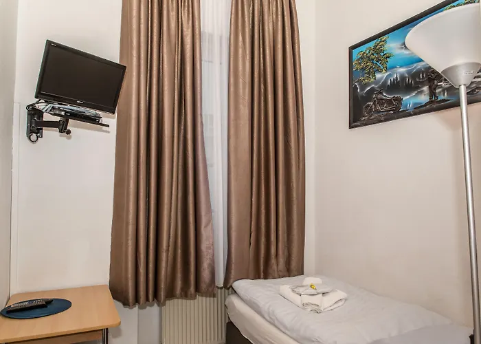 Storch Ii Casa de hóspedes Colónia