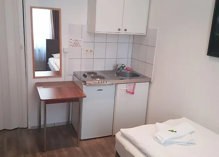 Storch Ii بيت ضيافة كولونيا