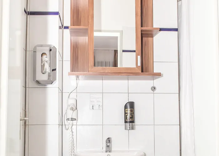 Storch Ii بيت ضيافة