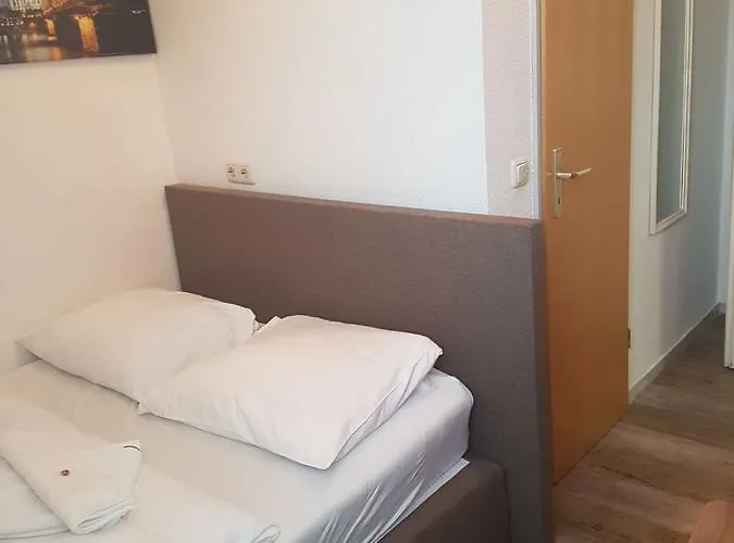 Storch Ii 3* كولونيا