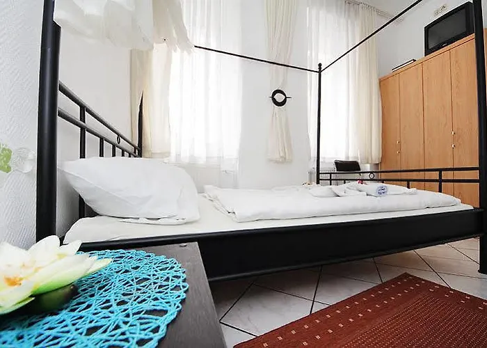 Storch Ii بيت ضيافة