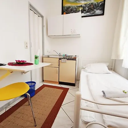 Storch Ii בית הארחה קלן